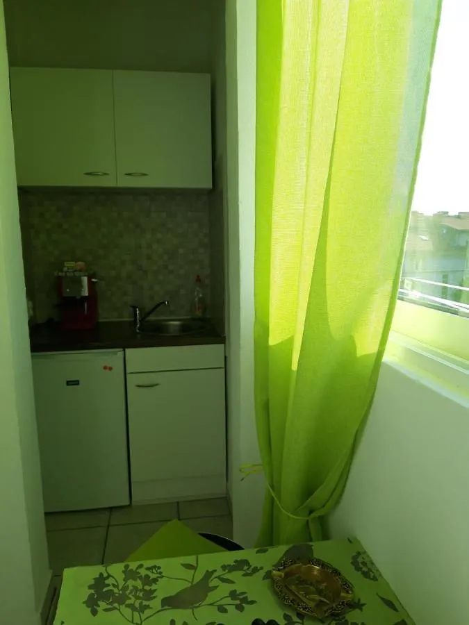 Rooms And Apartment Stambuk